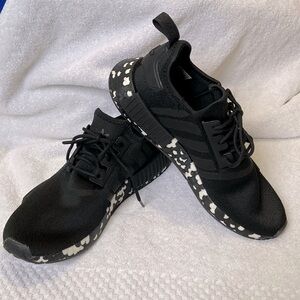 Adidas Originals Men NMD_R1 - Black w/black & white Sole.